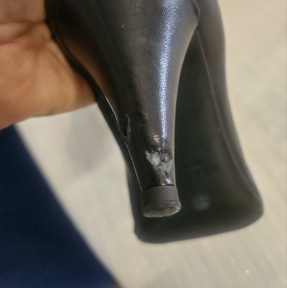 Prada black heels - Picture 8 of 13